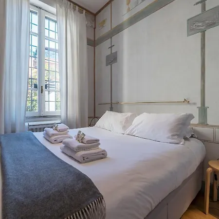 Domus Claudiae - Fromhometorome * Rome